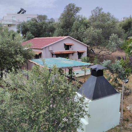 Olea Cottage Galatás Buitenkant foto