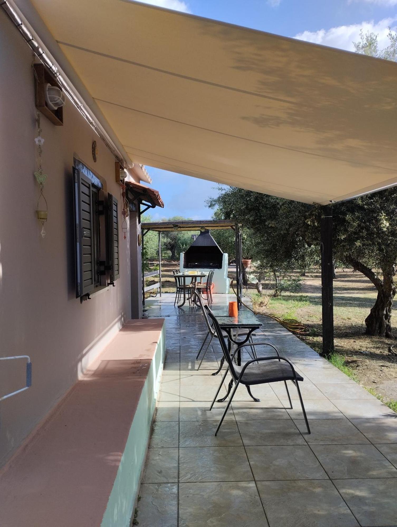 Olea Cottage Galatás Buitenkant foto