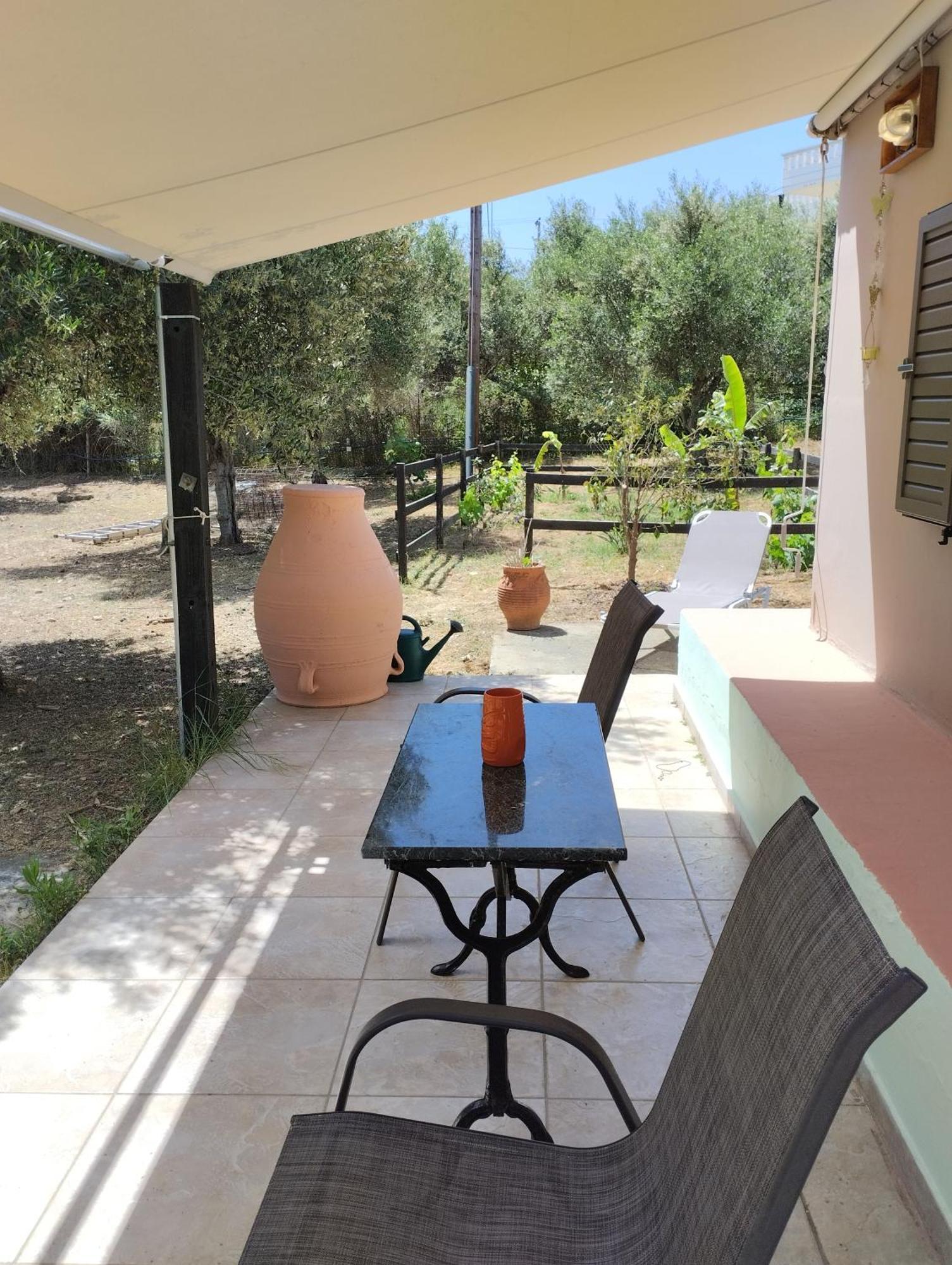 Olea Cottage Galatás Buitenkant foto