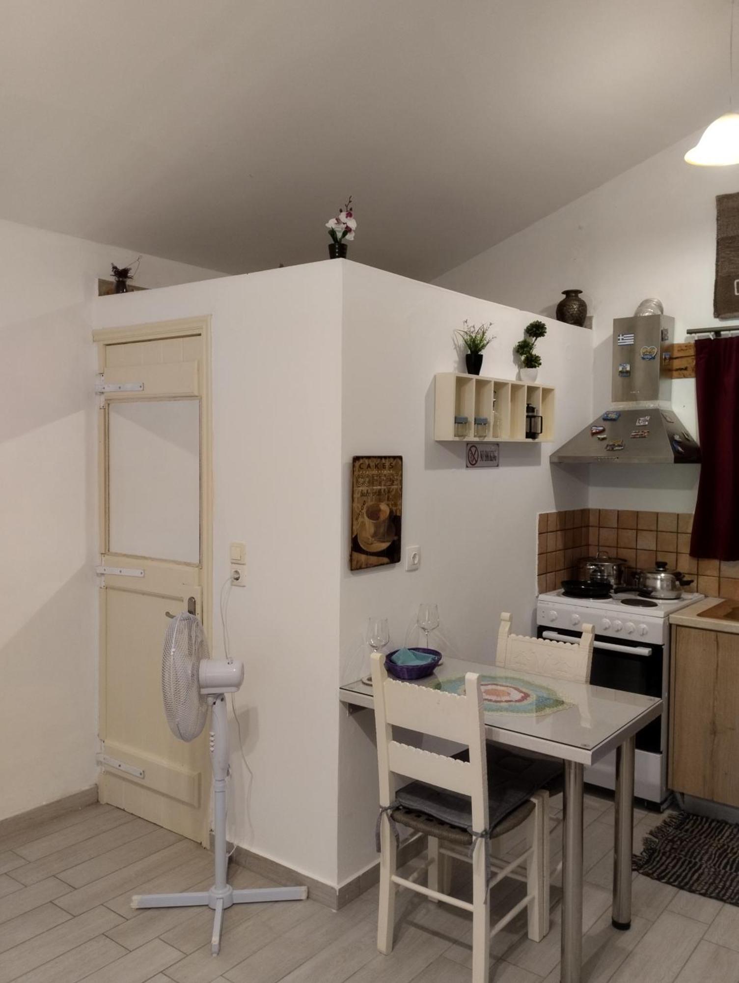 Olea Cottage Galatás Buitenkant foto