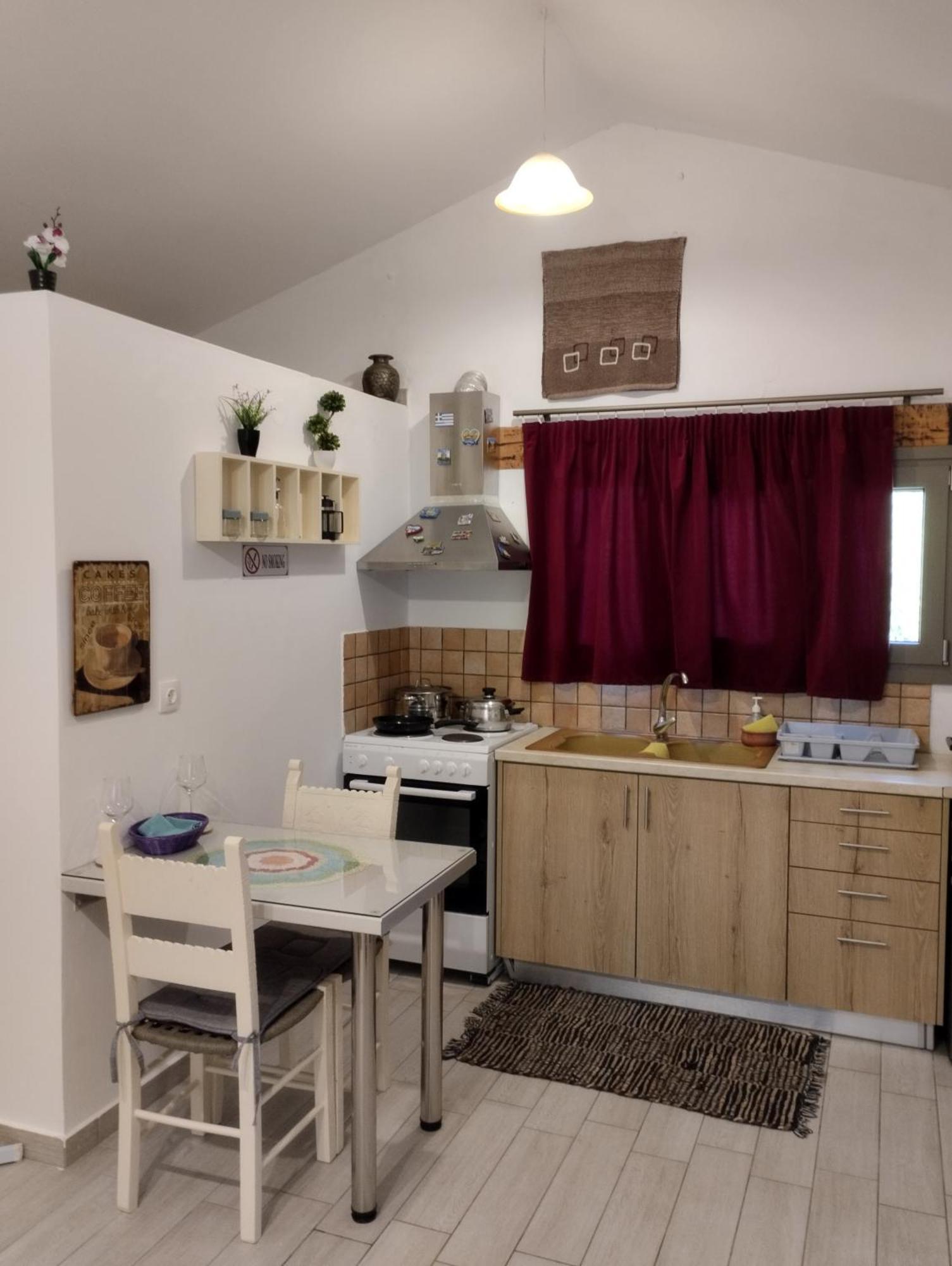 Olea Cottage Galatás Buitenkant foto